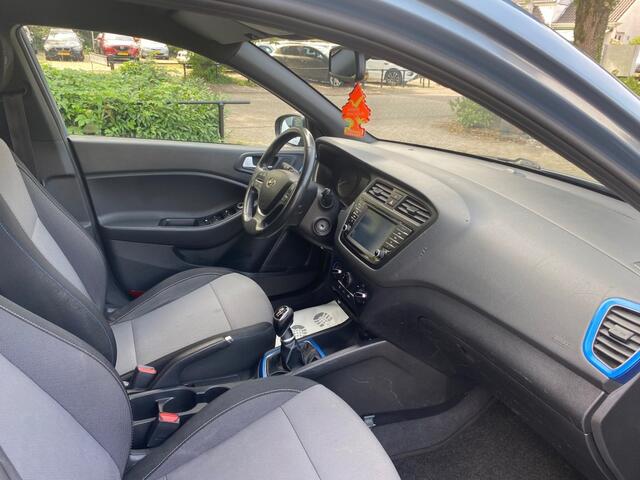 Hyundai I 20 1.0 T-GDI GO! 2016 / AIRCO / NAVI-CAMERA / PDC / CRUISE CTR. / LMV
