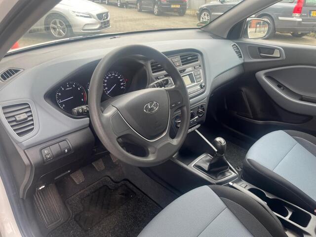 Hyundai I 20 1.2 GO DEALER ONDERHOUDEN AIRCO 1e eigenaar