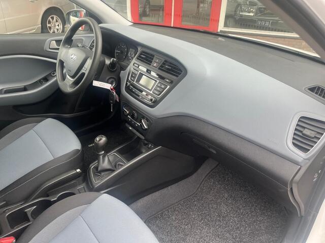 Hyundai I 20 1.2 GO DEALER ONDERHOUDEN AIRCO 1e eigenaar