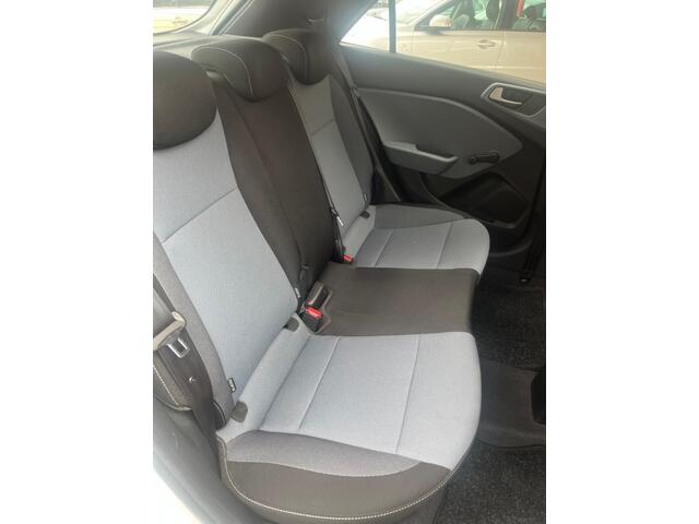 Hyundai I 20 1.2 GO DEALER ONDERHOUDEN AIRCO 1e eigenaar
