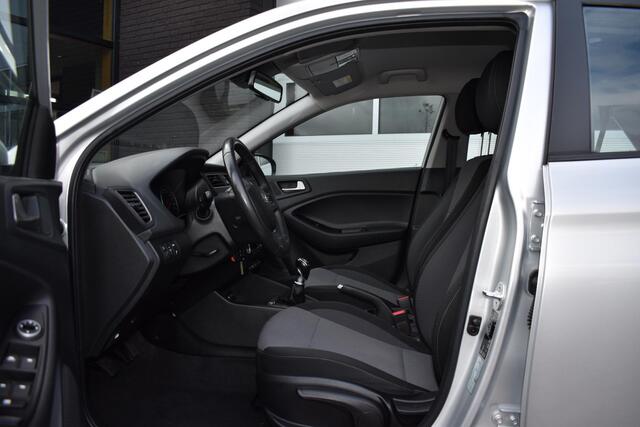 Hyundai I 20 1.0 T-GDI i-Motion 100PK | Carplay | Stoelverw. | PDC | Incl. garantie