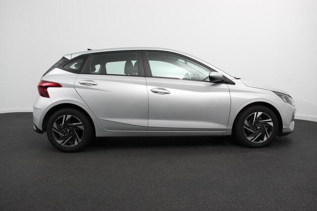 Hyundai I 20 1.0 T-GDI 100pk Comfort | Climate Control | Camera | Parkeer sensoren | Lichtmetalen Velgen | Dab