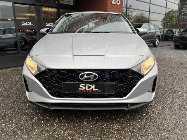 Hyundai I 20 1.0 T-GDI Comfort Smart // DIGITAL COCKPIT // CRUISE // CAMERA+SENSOREN // NAVI+CARPLAY //
