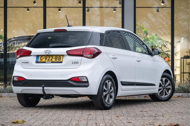 Hyundai I 20 1.0 T-GDI Comfort Automaat | Navi | Apple CarPlay | Camera | Trekhaak | 4-Season