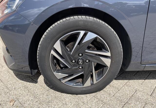 Hyundai I 20 1.0 T-GDI 101pk Automaat Advanced Hyundai i20 1.0 T-GDI 101pk DCT Advanced | Airco | Cruise Control |Carplay/Android Auto | Full LED koplampen | Lichtmetalen Velgen