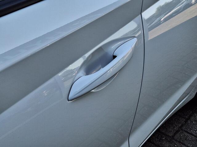 Hyundai I 20 1.0 T-GDI Comfort Smart | Speciale uitvoering! | Apple Carplay | Lichtmetalen velgen | Cruise Control | Achteruitrijcamera |