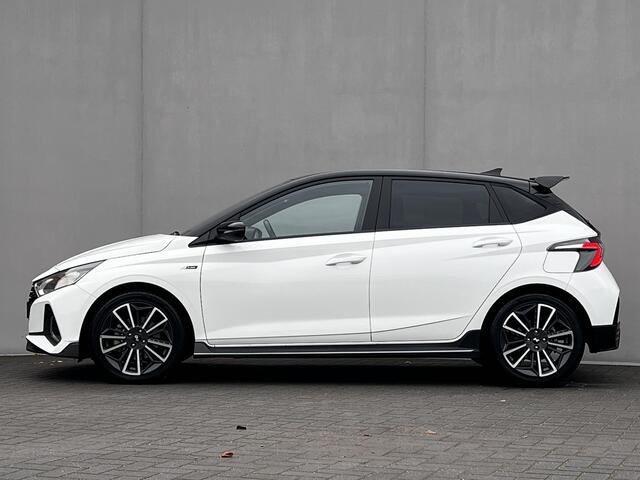 Hyundai I 20 1.0 T-GDI N Line / Fabrieksgarantie tot 04-2027* / NL Auto / Navigatie / Dode hoek detectie / BOSE Audio / Achteruitrijcamera / Apple Carplay Android / Achterspoiler / 17" LM wielen /