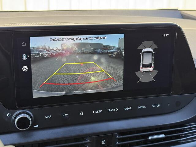 Hyundai I 20 1.0 T-GDI Premium / Nederlandse Auto / Fabrieksgarantie t/m 02-2028 / Apple CarPlay/Android Auto / Navigatie / Bose Audio / Stoel- en Stuurverwarming / Keyless Entry / Climate Control / Achteruitrijcamera / Parkeersensoren voor + achter / Full LED verlich
