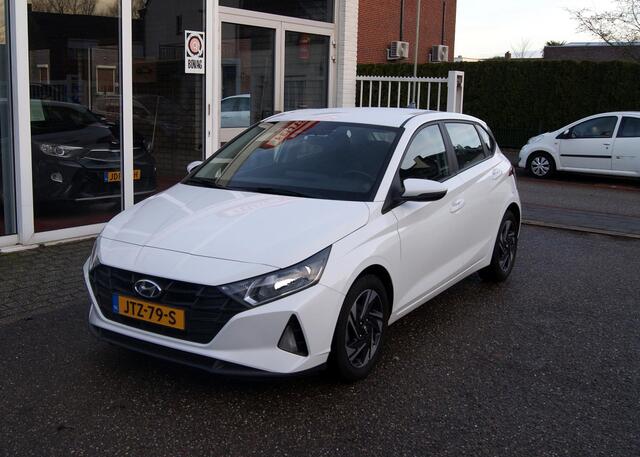 Hyundai I 20 1.2 MPI Comfort Airco,Camera,Cruise,Pdc,RIJKLAARPRIJS!!