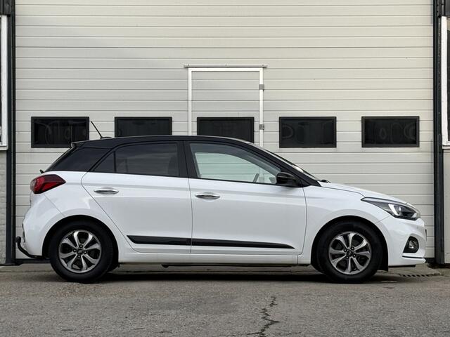 Hyundai I 20 1.0 T-GDI Premium Automaat Navi | Camera | Keyless | Trekhaak