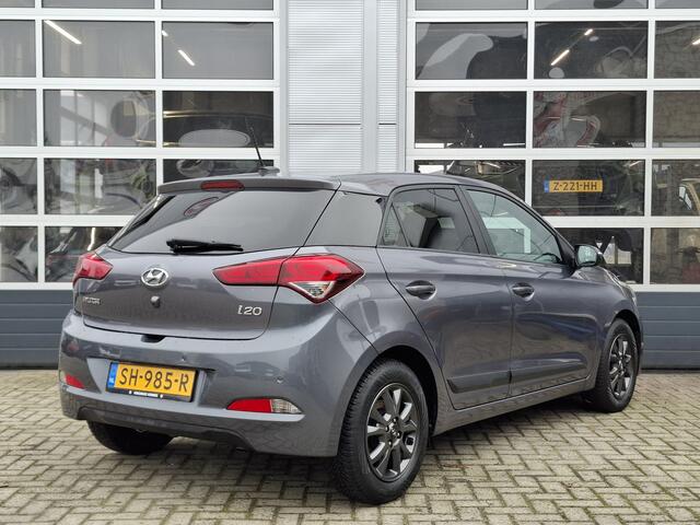 Hyundai I 20 1.0 T-GDI Black Edition | Navigatie | LM Velgen 15" | Cruise Control | Airco |