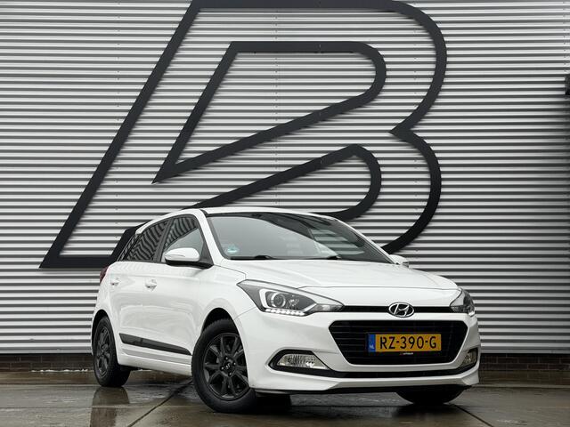 Hyundai I 20 1.0 T-GDI Black Edition Navi,Camera,Airco,Cruise,PDC,Trekhaak,LM Velgen,N.A.P,101pk,Volledig Dealer Onderhouden,APK tot 01-2027