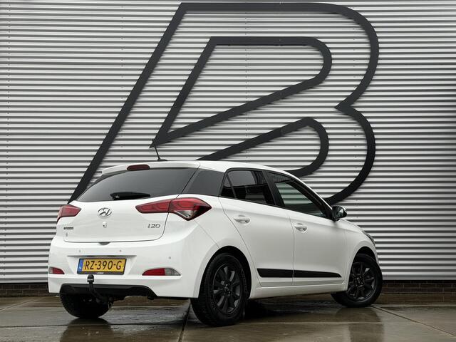 Hyundai I 20 1.0 T-GDI Black Edition Navi,Camera,Airco,Cruise,PDC,Trekhaak,LM Velgen,N.A.P,101pk,Volledig Dealer Onderhouden,APK tot 01-2027