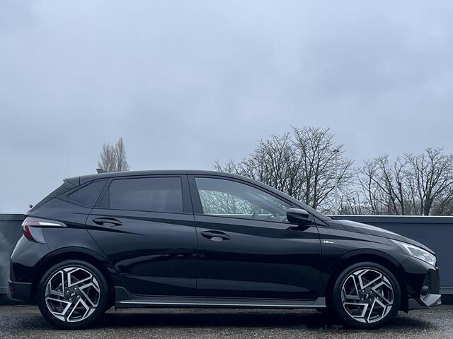 Hyundai I 20 1.0 T-GDI 100PK N Line | Full LED Verlichting | N-Line Pack | Geïntegreerde navigatiesysteem | Achteruitrijcamera | Fabrieksgarantie 01-2031 |