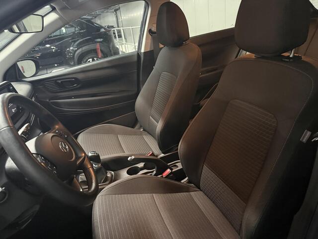 Hyundai I 20 1.2 MPI Comfort Stuur en Stoel verwarming, leuke luxe auto met een zuinige motor