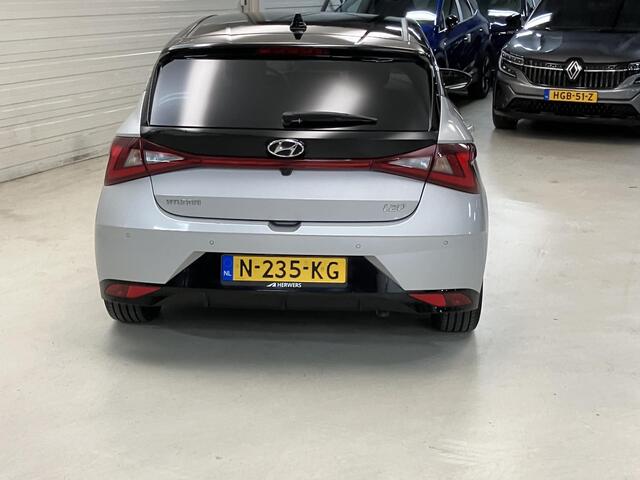 Hyundai I 20 1.0 T-GDI Premium / Navigatie / Camera / Stoel- en Stuurverwarming / Adaptive Cruise Control / BOSE Audio / Climate Control / LED Verlichting / Digitaal Dashboard /