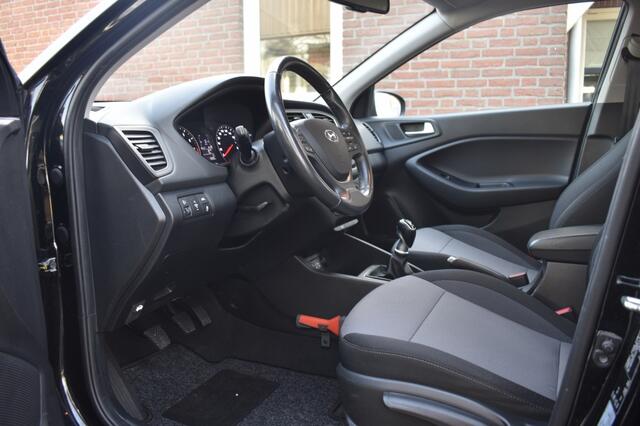 Hyundai I 20 1.0 T-GDI Comfort CAMERA CRUISE PDC CLIMA APPLE/ANDROID CARPLAY