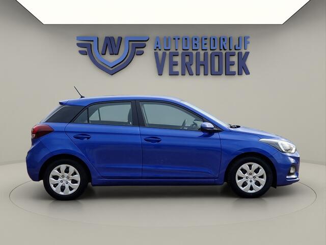 Hyundai I 20 1.2 LP i-Drive Cool - 4 Cilinder - All Season banden