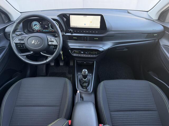 Hyundai I 20 1.0 T-GDI Comfort Smart / Dealer onderhouden / BOSE / Navigatie / Apple Carplay & Android Auto / Camera / Stoel Verwarming / Stuurwiel Verwarming / 16" LM & All Season banden / DAB /