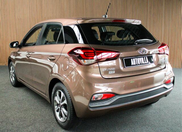 Hyundai I 20 1.2 LP i-Drive Cool Airco Navi Camera LM velgen