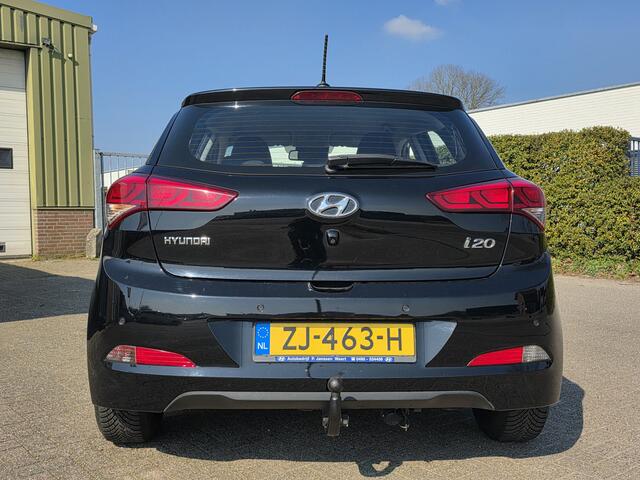 Hyundai I 20 1.0 T-GDI, Camera! Navigatie! Trekhaak! Apk 6-2027 Zondag OPEN!
