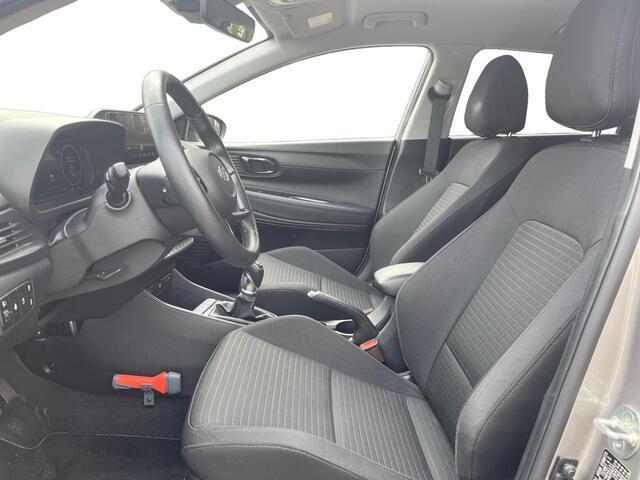 Hyundai I 20 5DRS. 1.0 T-GDI 100pk Premium | TREKHAAK | APPLE CARPLAY / ANDRIOD AUTO | NAVI | STOEL- & STUURVERWARMING | CRUISE CONTROL | DODENHOEK SENSOR |