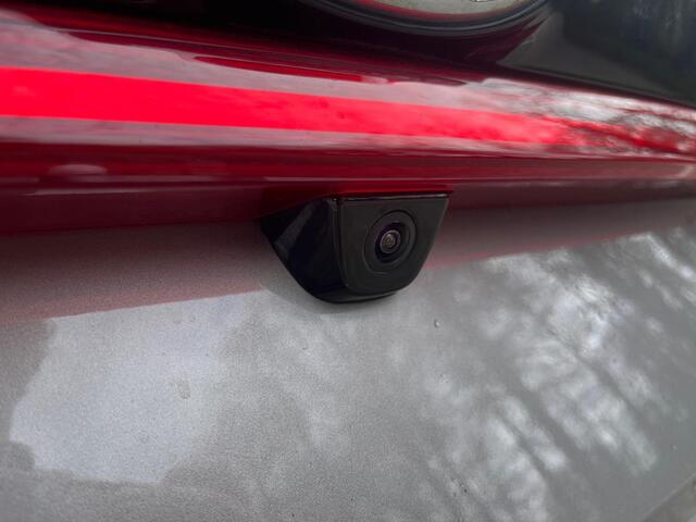 Hyundai I 20 5DRS. 1.0 T-GDI 100pk Premium | TREKHAAK | APPLE CARPLAY / ANDRIOD AUTO | NAVI | STOEL- & STUURVERWARMING | CRUISE CONTROL | DODENHOEK SENSOR |