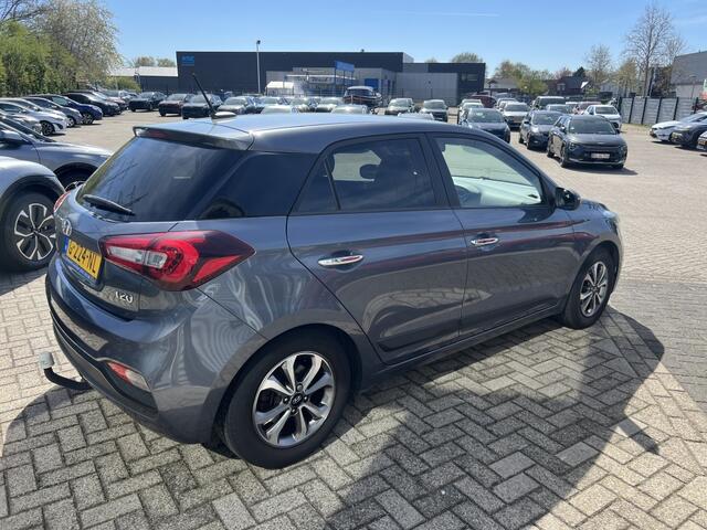 Hyundai I 20 1.0 T-GDI Premium AUTOMAAT | CAMERA | WINTERSET | DEALER ONDERHO