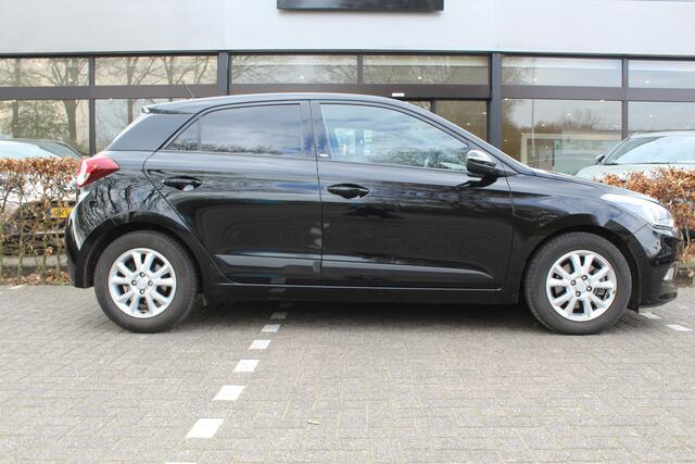 Hyundai I 20 1.0 T-GDI Go! 2016 | Rijklaar | Trekhaak | Navi | PDC | DAB+ | Bluetooth | Cruise | Airco | Camera
