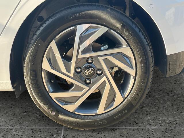 Hyundai I 20 Premium 1.0 T-GDI 100pk | SCHUIF/KANTELDAK | KEYLESS ENTRY | DODEHOEKBEW. | CAMERA | WINTERPACK |