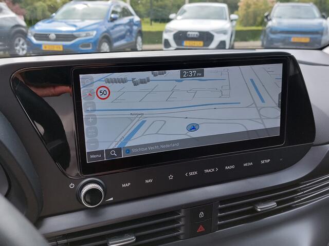 Hyundai I 20 1.0 T-GDI 101pk Premium | BOSE Sound | Navi | Apple Carplay+Android Auto | Clima | Cruise | Led Koplampen | Keyless Entry | Pdc V+A+Assist+Camera | Stoel+Stuurwielverwarming | 16''lm