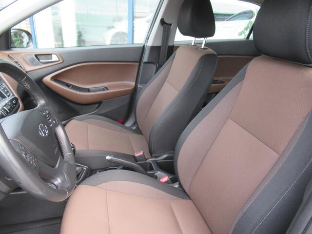 Hyundai I 20 1.0 T-GDI i-Motion 5-Drs, Airco / Cruise control / Bluetooth / Parkeersensoren achter