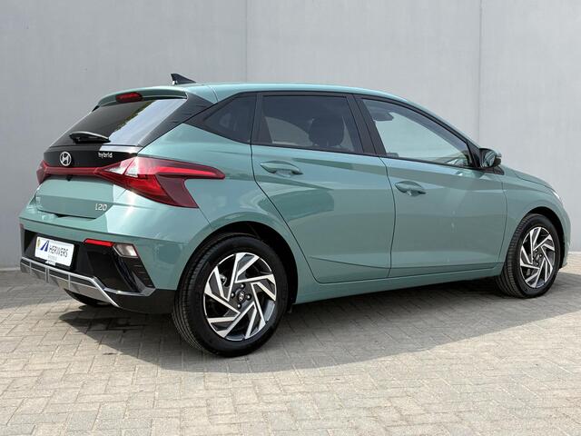 Hyundai I 20 1.0 T-GDI Comfort Smart Automaat / Fabrieksgarantie t/m 6-2030 / Navigatie / Apple Carplay/Android auto / Achteruitrijcamera / DAB /
