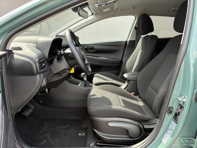 Hyundai I 20 1.0 T-GDI Comfort Smart Automaat / Fabrieksgarantie t/m 6-2030 / Navigatie / Apple Carplay/Android auto / Achteruitrijcamera / DAB /