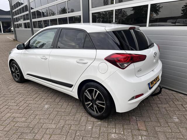 Hyundai I 20 1.0 T-GDI Go! CAMERA