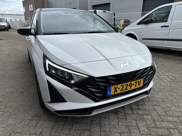 Hyundai I 20 1.0 T-GDI Premium Aut. Navi,Camera,Stoeverw,Pdc,Lmv,Enz