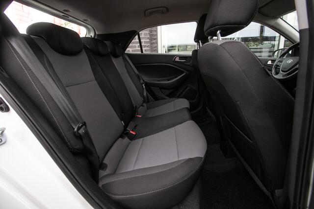 Hyundai I 20 1.0 T-GDI Comfort | Navigatie | Clima | Apple/android Carplay |
