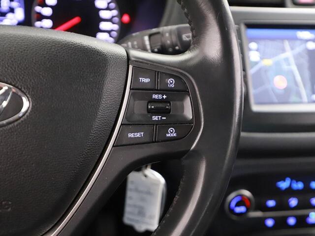 Hyundai I 20 1.0 T-GDI 100PK Comfort Nav/Camera/Ecc/Cruise