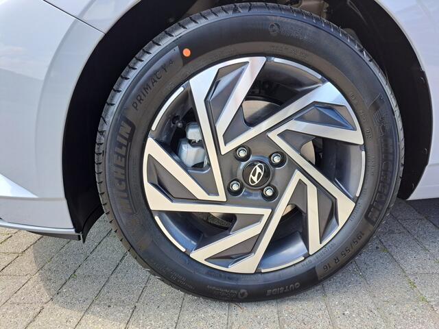 Hyundai I 20 1.0 T-GDI Comfort | Navigatie | 16"lichtmetalen velgen | Achteru