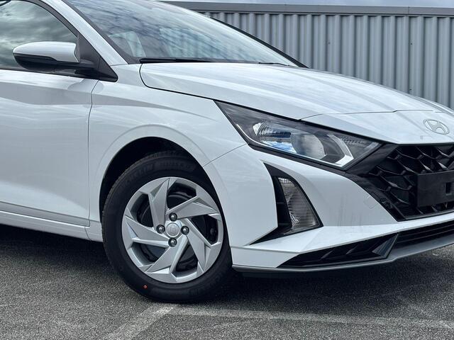 Hyundai I 20 1.0 T-GDI E-Motion / ¤3500,- Voordeel / Uit Voorraad Levrerbaar Navigatie / Apple & Android carplay / Airco / Achteruitrijcamera /