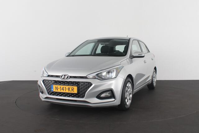 Hyundai I 20 1.2 HP > All seeason banden/12 maand BOVAG garantie....