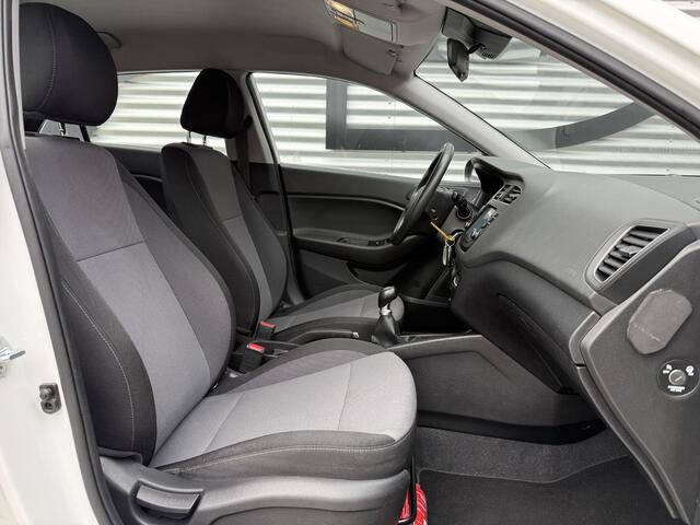 Hyundai I 20 1.0 T-GDI Comfort 1e Eigenaar|Navi|Camera|PDC|Airco|Trekhaak|LM Velgen|APK tot 03-2027