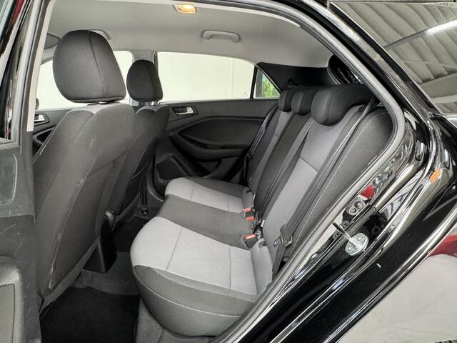 Hyundai I 20 1.0 T-GDI Comfort | Navigatie | Camera | Stoelverwarming | Airco | All-Season Banden |