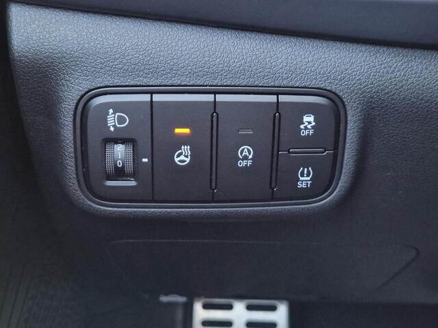 Hyundai I 20 1.0 T-GDI N Line / Stuur- & Stoelverwarming / Achteruitrijcamera / Navigatie via Apple Carplay of Android Auto / Cruise control / Climate control / Lane assist /