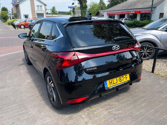 Hyundai I 20 1.0 T-GDI AUTOMAAT 101PK / CARPLAY / CAMERA / STOEL+STUUR VERWARMING / CRUISE CTR.