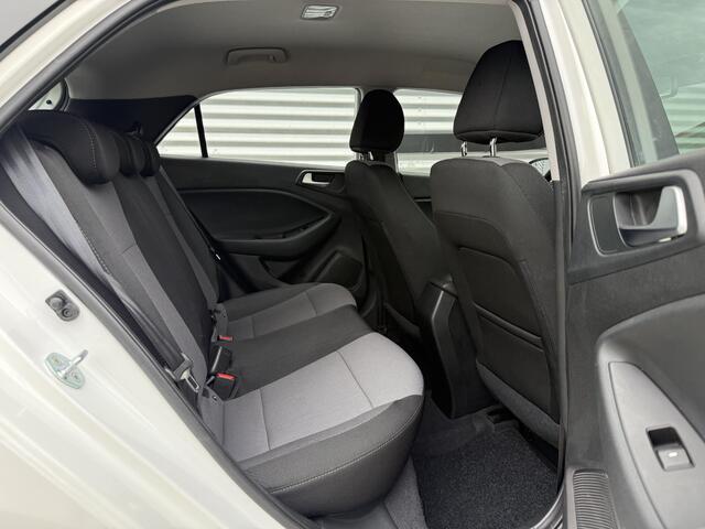 Hyundai I 20 1.0 T-GDI Comfort 1e Eigenaar|Clima|Camera|Cruise|Trekhaak|Navi|PDC|N.A.P|APK tot 04-2027