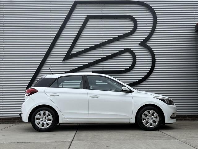 Hyundai I 20 1.0 T-GDI Comfort 1e Eigenaar|Clima|Camera|Cruise|Trekhaak|Navi|PDC|N.A.P|APK tot 04-2027
