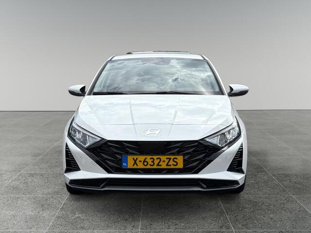 Hyundai I 20 Premium Sky 1.0 T-GDI 100pk | SCHUIF/KANTELDAK | 16'' BI-COLOR LM-VELGEN | KEYLESS ENTRY | APPLE CARPLAY / ANDROID AUTO | NAVI PRO |