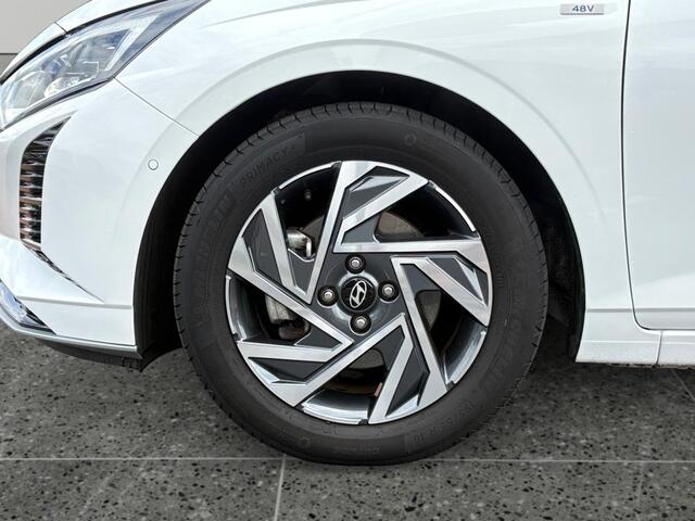 Hyundai I 20 Premium Sky 1.0 T-GDI 100pk | SCHUIF/KANTELDAK | 16'' BI-COLOR LM-VELGEN | KEYLESS ENTRY | APPLE CARPLAY / ANDROID AUTO | NAVI PRO |