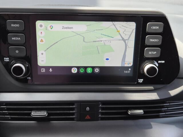 Hyundai I 20 1.0 T-GDI Comfort / Fabrieksgarantie tot 03-2029 / Dealer onderhouden / Apple Carplay Android Auto / Stuur- & Stoelverwarming / Cruise control / Achteruitrijcamera / Trekgewicht 1110 kg /